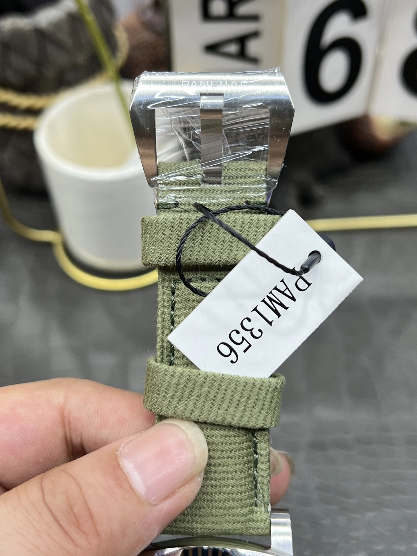 WellDesigned CBD Factory Panerai Luminor Marina 44mm “Verde Smeraldo”Emerald Green Vertical Gradient Sandwich Dial Green Canvas Strap (PAM01356) 1:1 Super Clone – DDP.9010 Movement 378